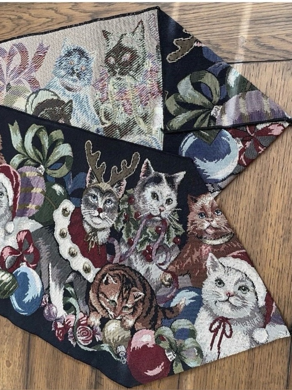 Cat Christmas Tapestry Table Runner